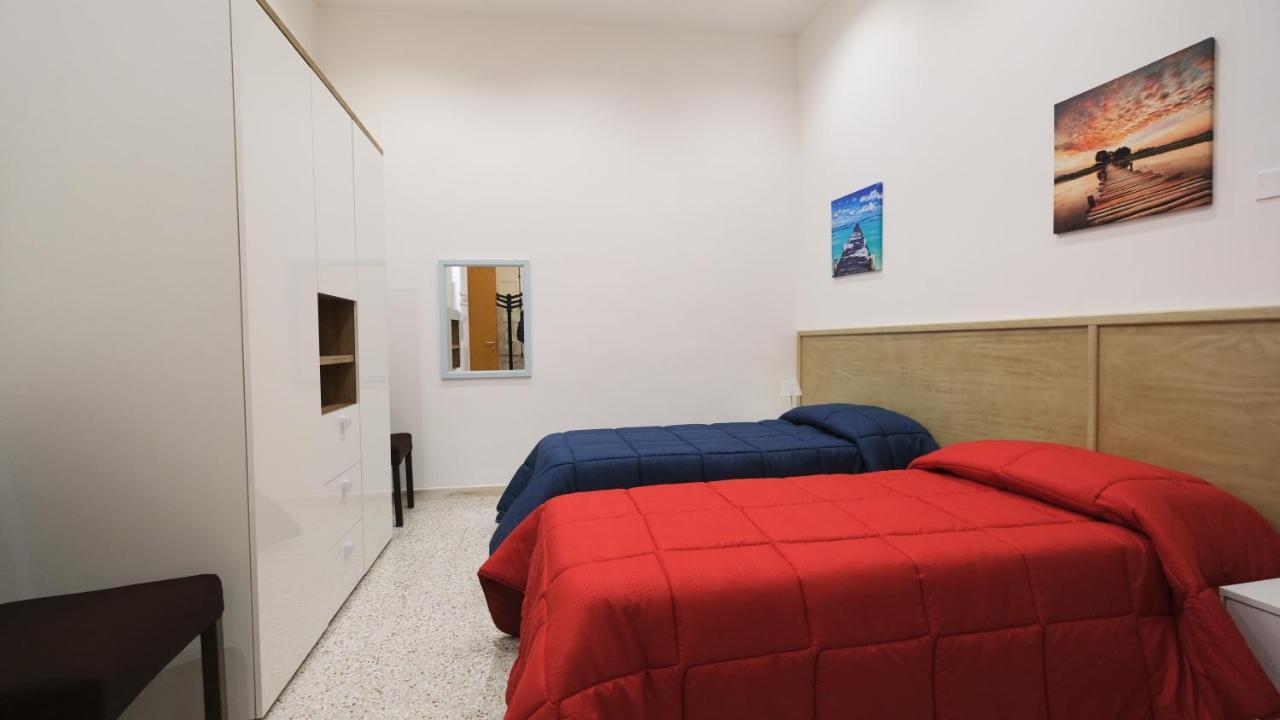 Bilocale Porta Napoli Appartement Brindisi Buitenkant foto